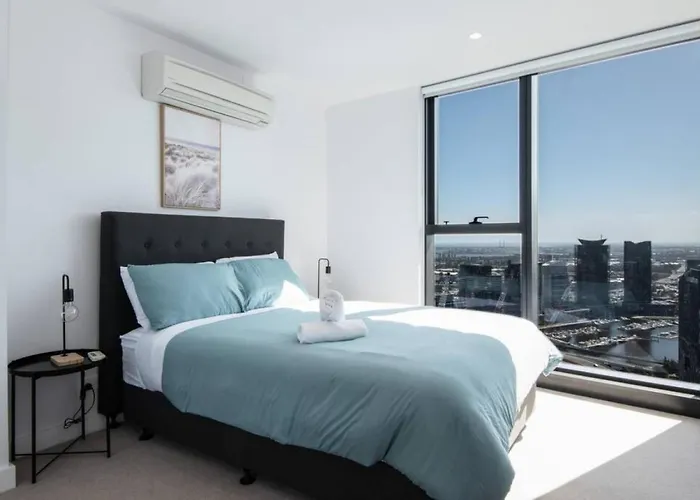 811D High Rise Abnb-Style 2Br Apt With City View Free Parking